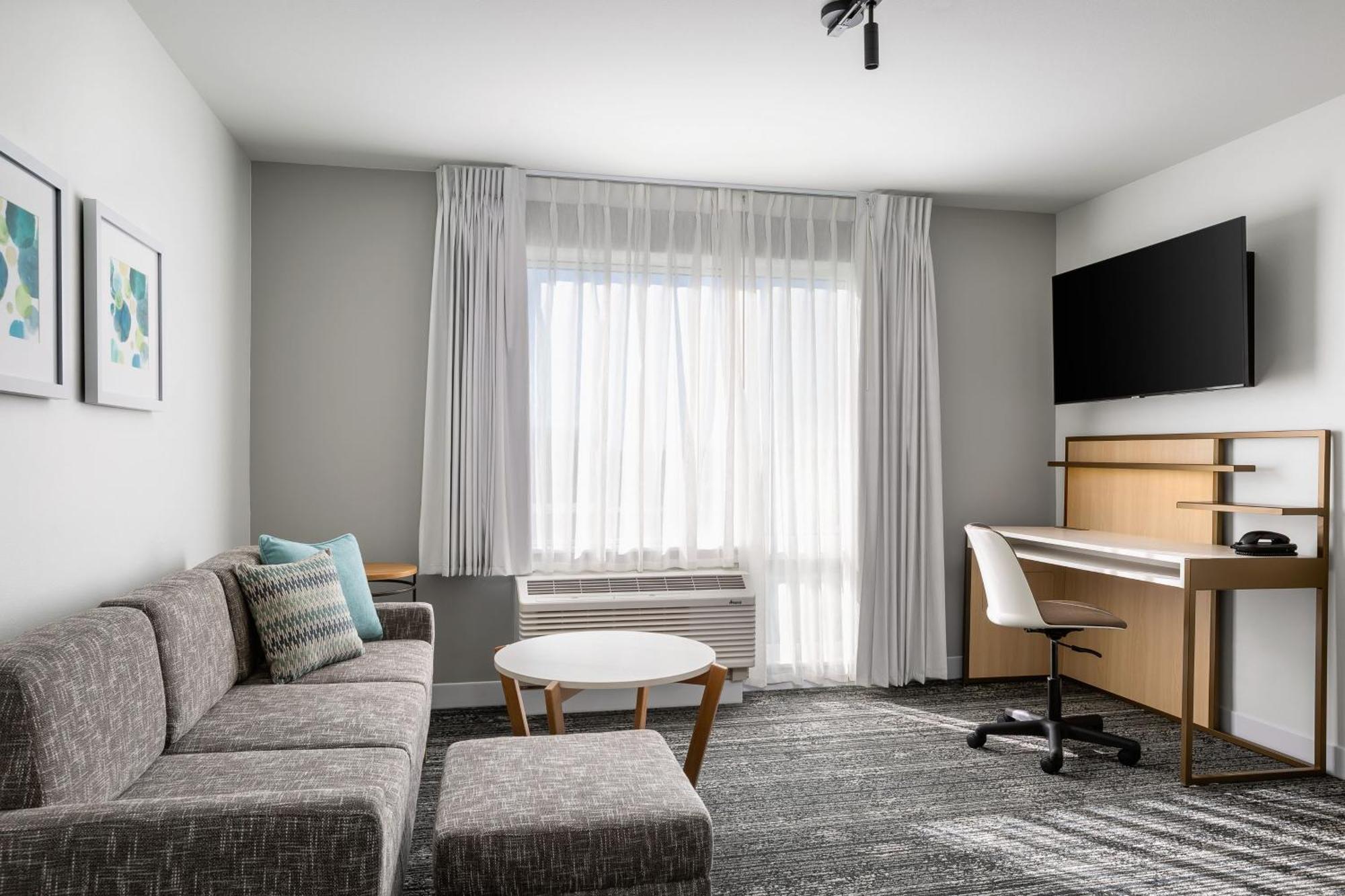 Towneplace Suites By Marriott Iron Mountain Exterior foto